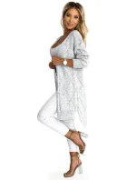 Šedý dámský kardigan přehoz přes oblečení s delší zadní částí a s ažurovým vzorem model 18854393 - numoco basic Šedý dámský kardigan přehoz přes oblečení s delší zadní částí a s ažurovým vzorem model 18854393 - numoco basic