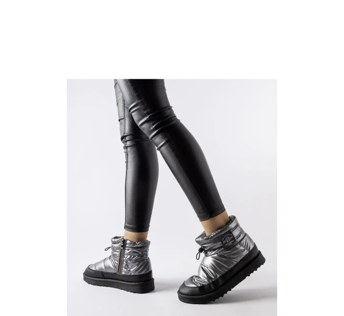 Snehule model 205099 Solea