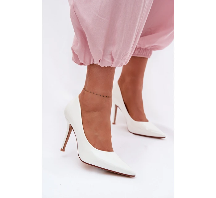 Lodičky s ihlovým podpätkom model 226549 Krok vo veľkom štýle Lodičky s ihlovým podpätkom model 226549 Krok vo veľkom štýle