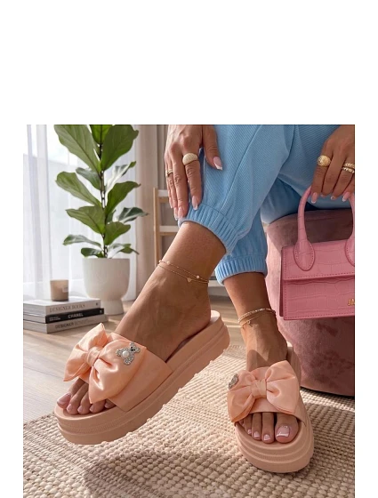 Žabky na platforme model 227263 Solea