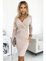 398-3 Elegantné bavlnené šaty s obálkovým výstrihom a dlhými rukávmi - béžové