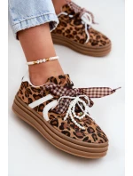 Dámské tenisky na platformě s ozdobami v vzoru hnědé model 21688403 - Boto Dámské tenisky na platformě s ozdobami v vzoru hnědé model 21688403 - Boto