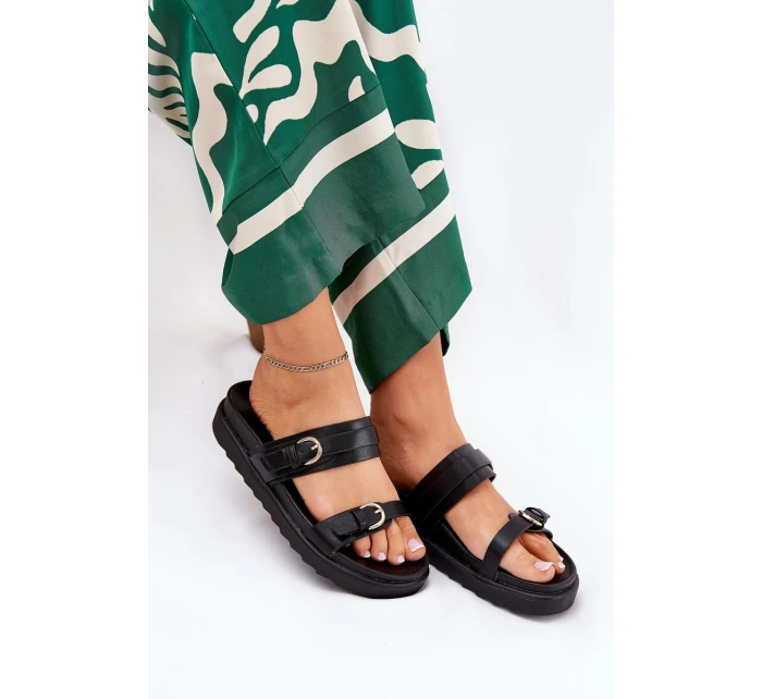 Klapki Damskie Na Platformie Ze Złotymi Klamrami Czarne Wernone