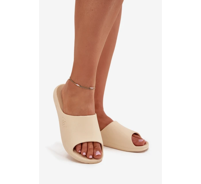 Dámské Pantofle Béžové model 21702223 - 4F