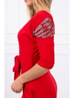 Šaty s model 18746562 na ramenou červené - K-Fashion Šaty s model 18746562 na ramenou červené - K-Fashion