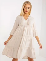 Šaty model 17408037 světle béžové - FPrice Šaty model 17408037 světle béžové - FPrice