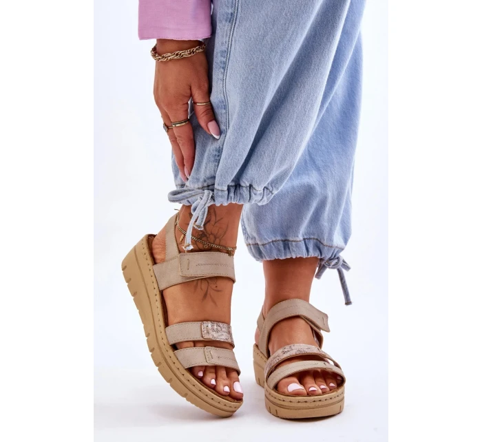 Dámske sandále 23-46011 béžová - Krok vo veľkom štýle