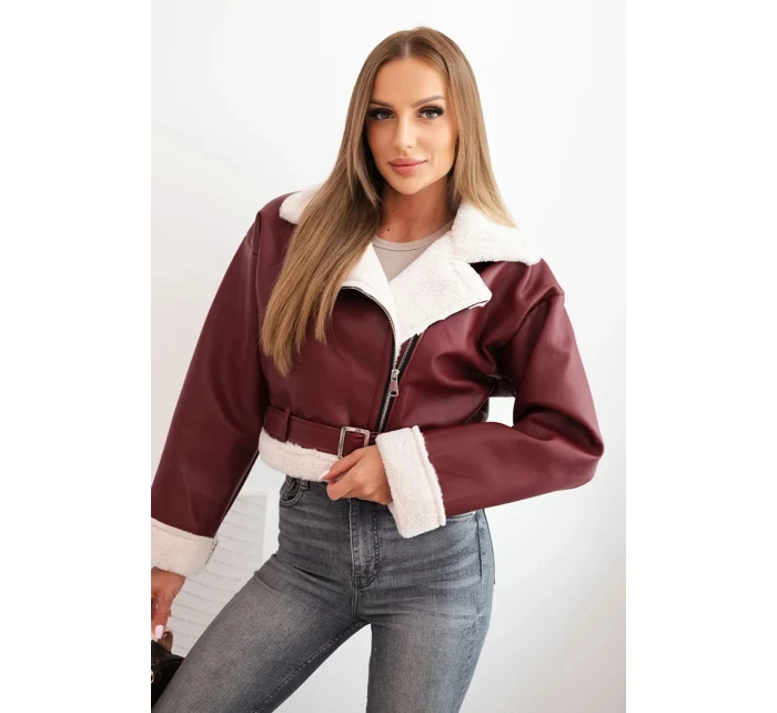 Dámsky pilot z ekokože s kožušinou a opaskom bordovej farby