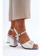 Eleganckie Sandały Na Słupku Z Ozdobą Białe D&A MR38-156