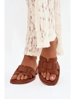 Dámské pantofle na plochém podpatku Camel model 21900529 - Boto