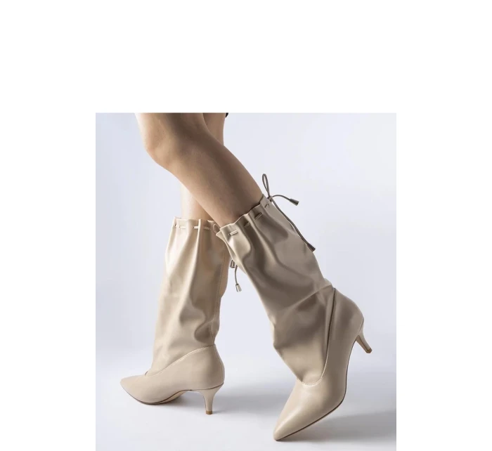 Topánky na podpätku model 204479 Solea