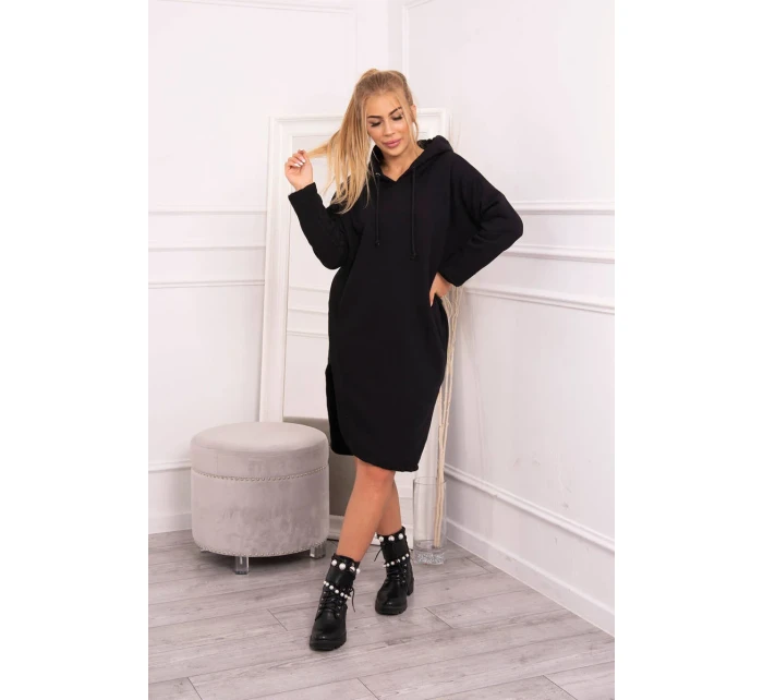 Šaty s kapucňou a bočným rázporkom čierne Šaty s kapucňou a bočným rázporkom čierne