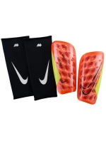 Nike Mercurial Lite Super Lock chrániče kolien DN3609-830 Nike Mercurial Lite Super Lock chrániče kolien DN3609-830