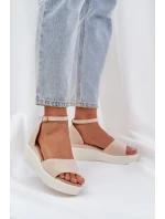 Lekkie Sandały Na Platformie I Delikatnym Koturnie Jasnobeżowe Gillifia Lekkie Sandały Na Platformie I Delikatnym Koturnie Jasnobeżowe Gillifia