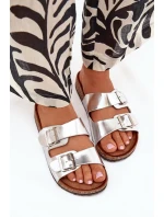 Dámske papuče na korkovej platforme s prackami - strieborné