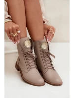 Skórzane Botki Damskie Na Płaskim Obcasie Ze Złotym Detalem Zazoo 3084 Beżowe