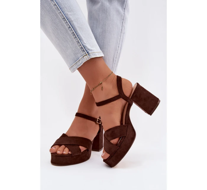 Dámské sandály na podpatku čokoládové Janelia