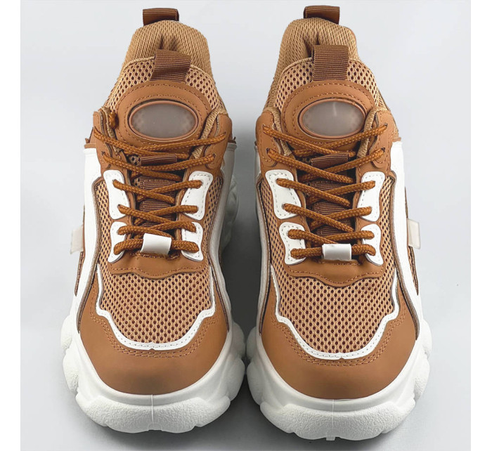 Dámske tenisky "sneakers" v karamelovej farbe na platforme (YM-151)