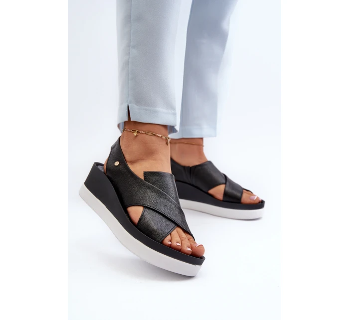 Kožené sandály na černé model 21659210 - Zazoo