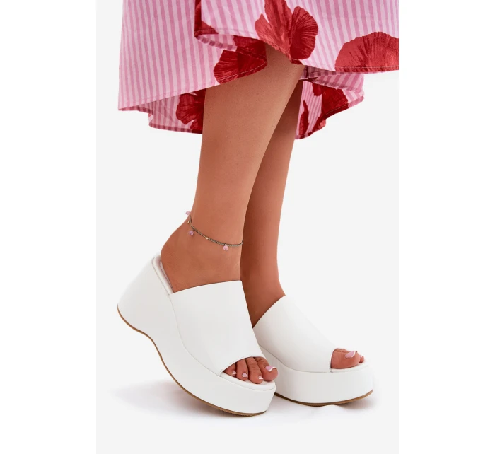 Eko Kožené Pantofle Dámské Na Platformě A Klínu Bílé model 21688543 - Boto