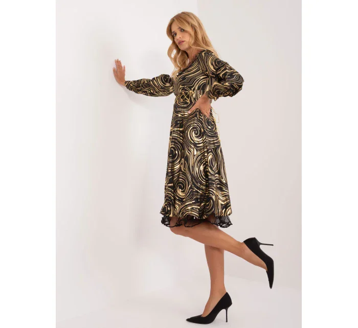 LK SK 509565 šaty.07 čierna a zlatá LK SK 509565 šaty.07 čierna a zlatá
