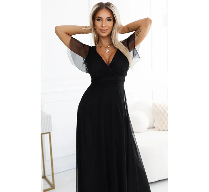 Černé dlouhé dámské šaty s výstřihem a krátkými rukávy model 20625782 - numoco basic Černé dlouhé dámské šaty s výstřihem a krátkými rukávy model 20625782 - numoco basic