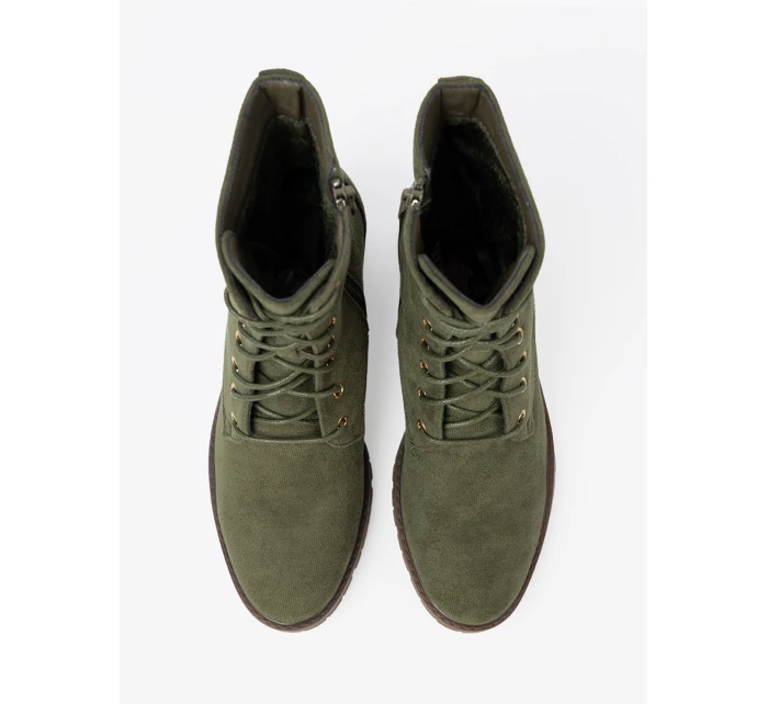 Praktické zelené dámske členkové topánky na platforme