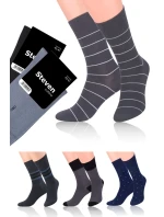 Hladké pánske ponožky s jemným vzorom 056 Hladké pánske ponožky s jemným vzorom 056