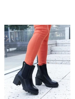 Topánky na podpätku model 204766 Solea