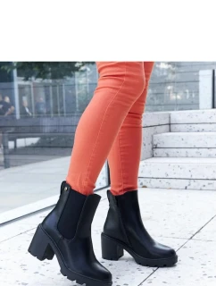 Topánky na podpätku model 204766 Solea