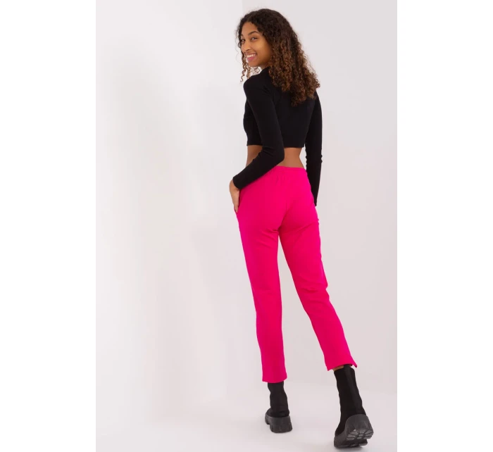 Tepláky model 191212 Relevantnosť