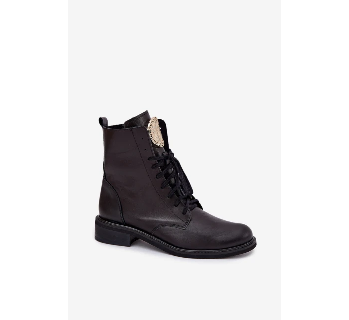 Skórzane Botki Damskie Na Płaskim Obcasie Ze Złotym Detalem Zazoo 3084 Czarne Skórzane Botki Damskie Na Płaskim Obcasie Ze Złotym Detalem Zazoo 3084 Czarne