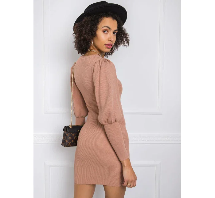 Šaty EM SK model 16327173 světle hnědá - FPrice