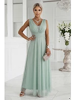 Dlouhé maxi šaty s  a hlubokým výstřihem pistáciová barva model 22082632 - numoco basic