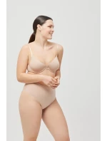 FIGI model 20277866 - Ysabel Mora FIGI model 20277866 - Ysabel Mora