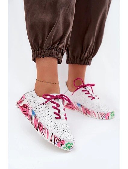 Poloplatformové topánky model 226493 Krok v štýle Poloplatformové topánky model 226493 Krok v štýle