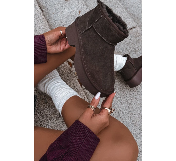 Dámské sněhule z pravé kůže vyhřívané kožíškem hnědé model 21714790 - Boto Dámské sněhule z pravé kůže vyhřívané kožíškem hnědé model 21714790 - Boto