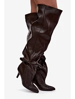 Dámské kozačky na zip s žebrovaným vrškem na podpatku Čokoládové model 22339718 - Boto Dámské kozačky na zip s žebrovaným vrškem na podpatku Čokoládové model 22339718 - Boto