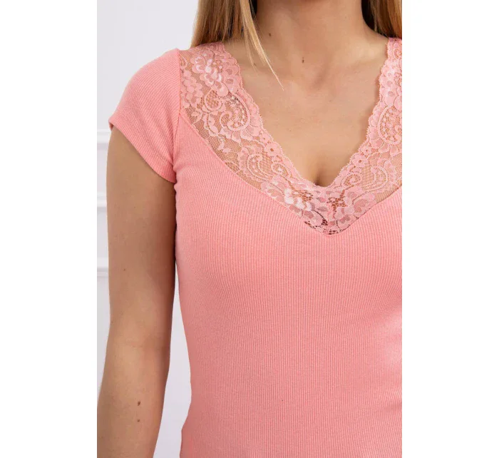 Blúzka s čipkovým výstrihom marhuľová Blúzka s čipkovým výstrihom marhuľová