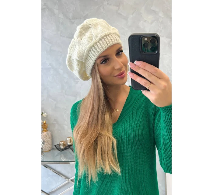 Dámská čepice Sofia model 18752191 ecru - K-Fashion Dámská čepice Sofia model 18752191 ecru - K-Fashion