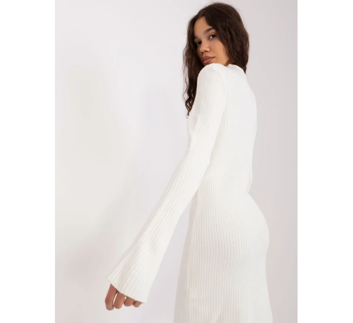 Sukienka BA SK model 19018676 ecru - FPrice Sukienka BA SK model 19018676 ecru - FPrice