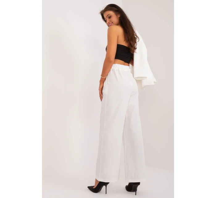 Dámske nohavice model 196171 Taliansko Moda Dámske nohavice model 196171 Taliansko Moda