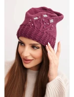 Dámska zimná čiapka s vlnou zdobená flitrami a pletením K473 tmavo fialová