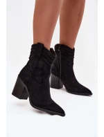 Topánky na podpätku model 219243 Krok vo veľkom štýle Topánky na podpätku model 219243 Krok vo veľkom štýle