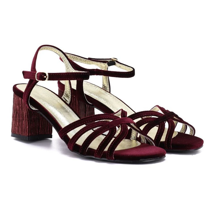 D&A by S.Barski SR61-0102 Dámske sandále na ihlovom podpätku vo vínovej farbe