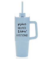 PRÁCA NEVYHOVUJE, KÁVA VYPADÁ SKVELO! - svetlomodrý cestovný termohrnček s priehľadným viečkom 900 ml