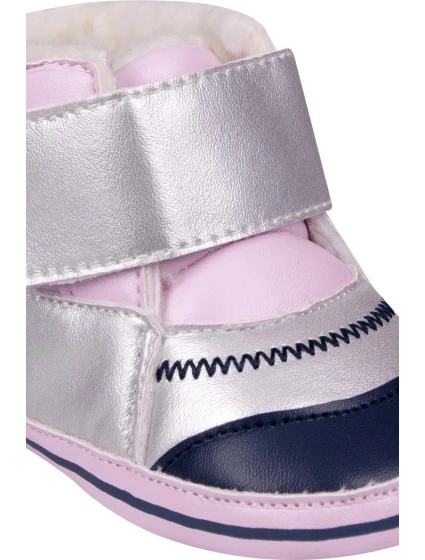 DIEVČENSKÉ TOPÁNKY OB-084