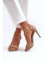 Dámské sandály na podpatku z ekokože béžové model 21658225 - VINCEZA Dámské sandály na podpatku z ekokože béžové model 21658225 - VINCEZA