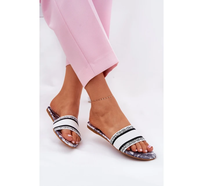 Vzory Ploché Dámské Pantofle Bílé model 21689593 - Boto Vzory Ploché Dámské Pantofle Bílé model 21689593 - Boto