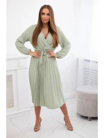 Šaty se model 21908527 plisovaným lemem světlá khaki - K-Fashion